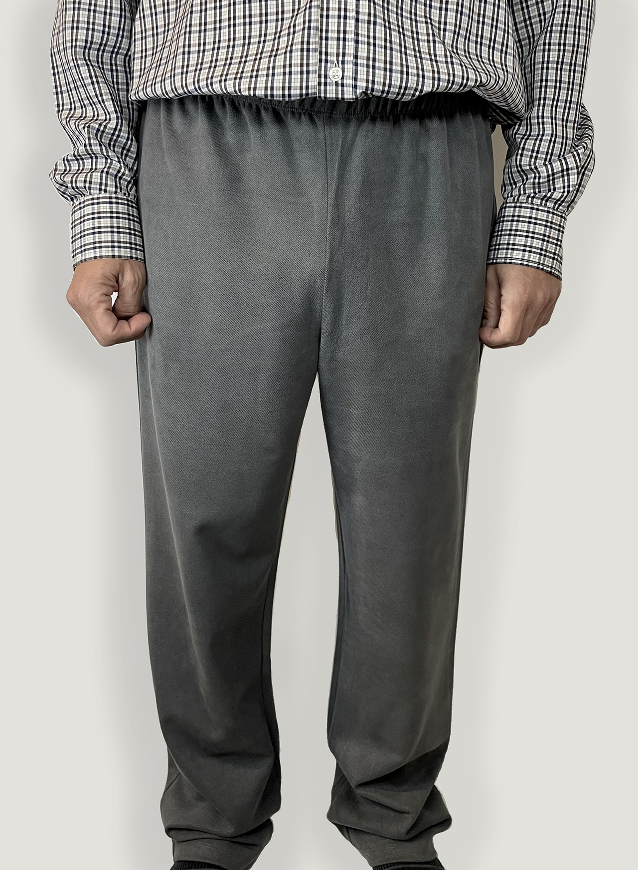 pantalón velloso davant dins